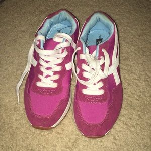 Cute sneakers, OBO